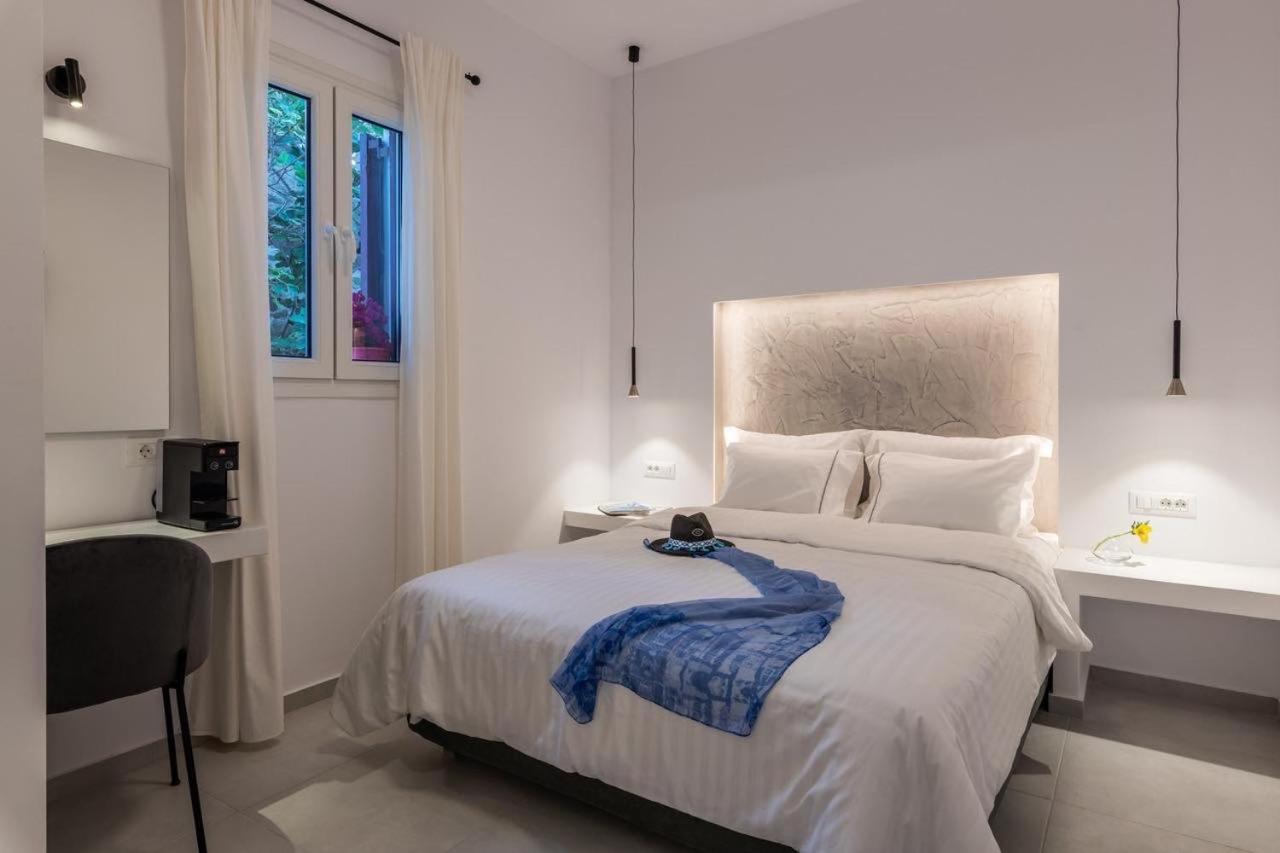 Sunset Paraportiani Rooms Mykonos Town ภายนอก รูปภาพ