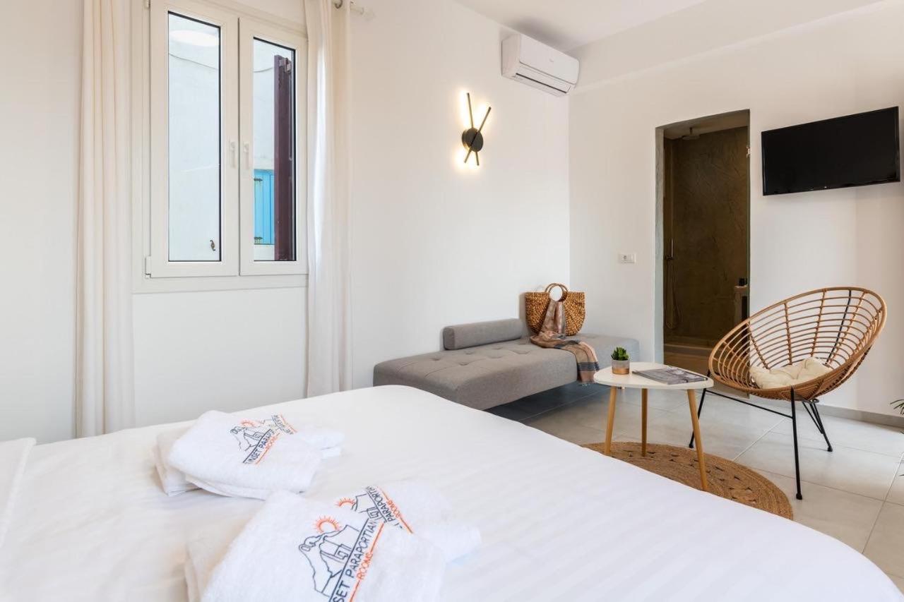 Sunset Paraportiani Rooms Mykonos Town ภายนอก รูปภาพ