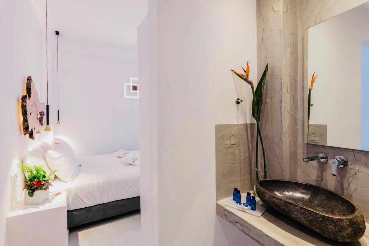 Sunset Paraportiani Rooms Mykonos Town ภายนอก รูปภาพ